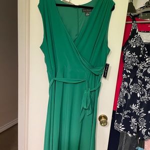 Green Jessica Howard Dress - Never worn with tags